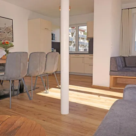 Ladis-10 By Interhome