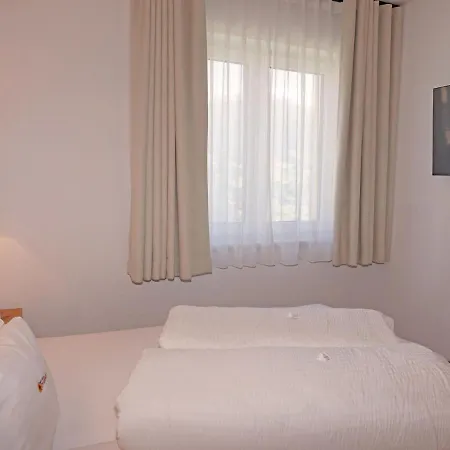 Ladis-10 By Interhome Apartmán