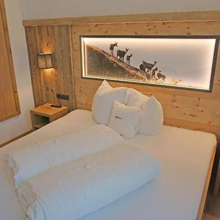 Ladis-10 By Interhome *