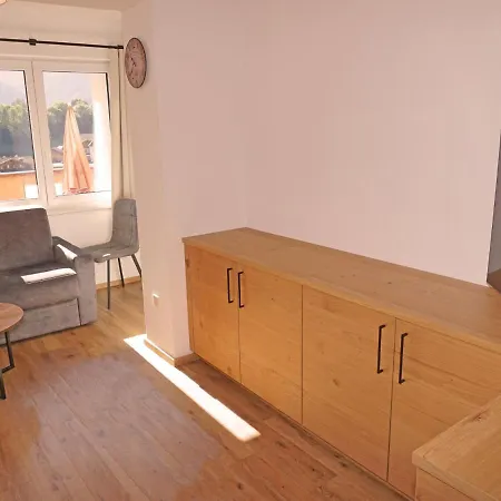Ladis-10 By Interhome Ladis