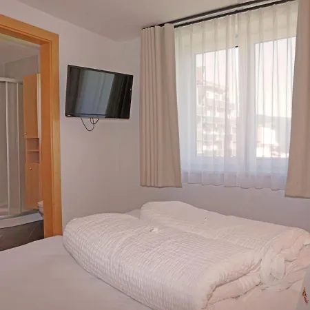 Ladis-10 By Interhome Apartment